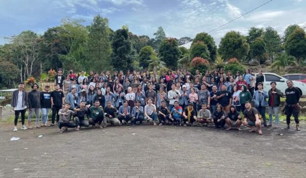 Bina Iman MMXII KMK Upaya Membangun Kader yang Tangguh dan Militan