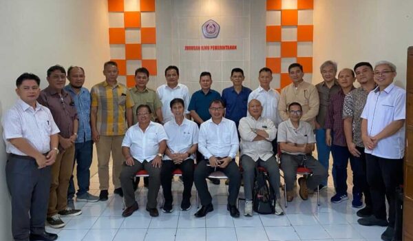 Jaring Aspirasi Para Pimpinan Jurusan, Dekan FISIP Unsrat Juga Upayakan Jangkau Pimpinan Ormawa