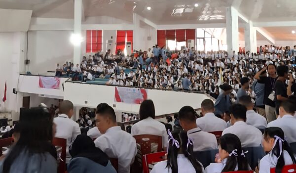 Antusiasme Mahasiswa Baru Warnai Hari Pertama PKKMB Unsrat 2025