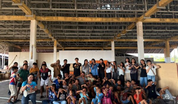 Komunitas Dinding Manado Gelar Kelas Belajar di Pasar Bersehati