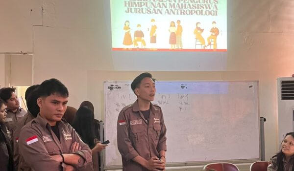 Himaju Antropologi Unsrat Gelar AntropStart untuk Maba