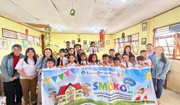 SMOKOL, Upaya Tim PKM-PM Unsrat Atasi Masalah Gizi dan Tingkatkan Literasi Siswa